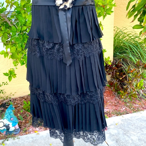 Beautiful 100% silk strapless black cocktail dress by Basix size 8 - Picture 3 of 8